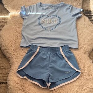 Nike Size 3/4 Matching Sky Blue Athletic Set